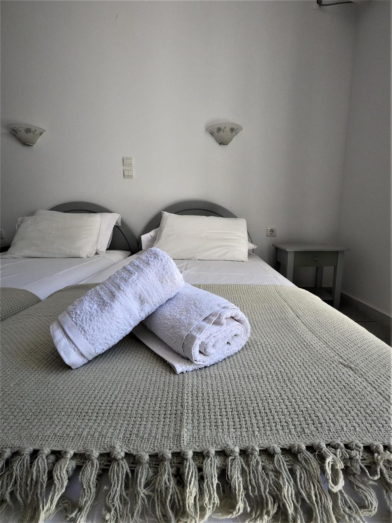 Birbas Hotel Agia Anna  Exterior photo